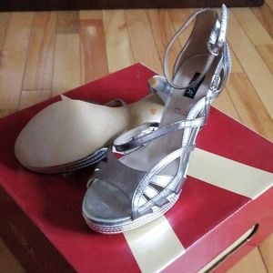 Velika leather shoes